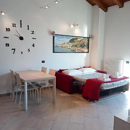 Casa Olive 2 Holiday home Oliveto Lario